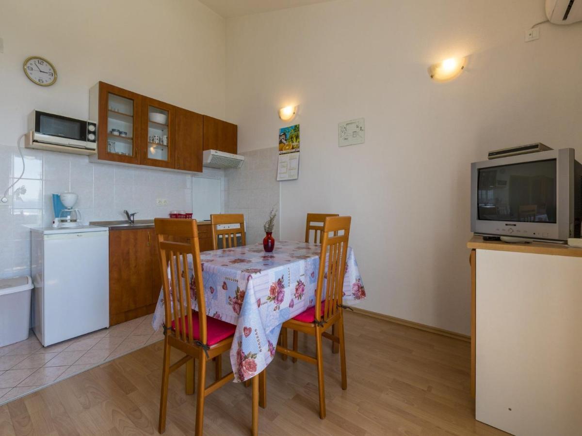 Apartments Maro Dramalj Exterior photo