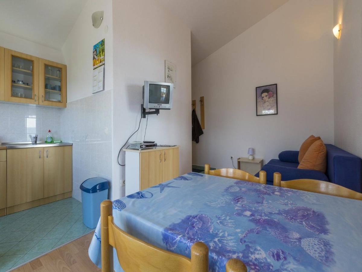 Apartments Maro Dramalj Exterior photo